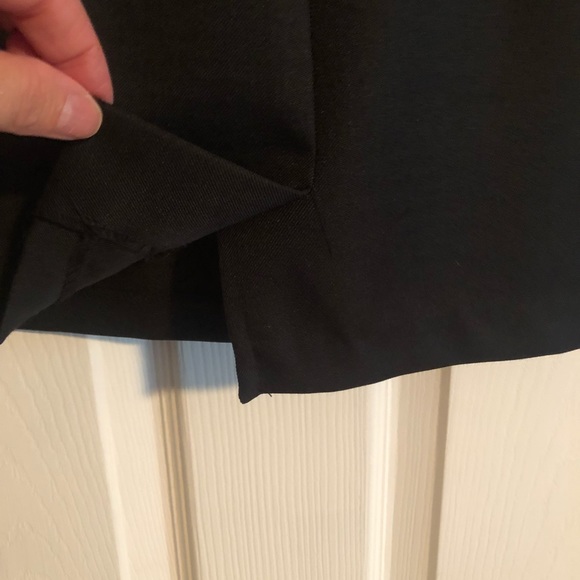 Women’s black suit - Picture 6 of 9